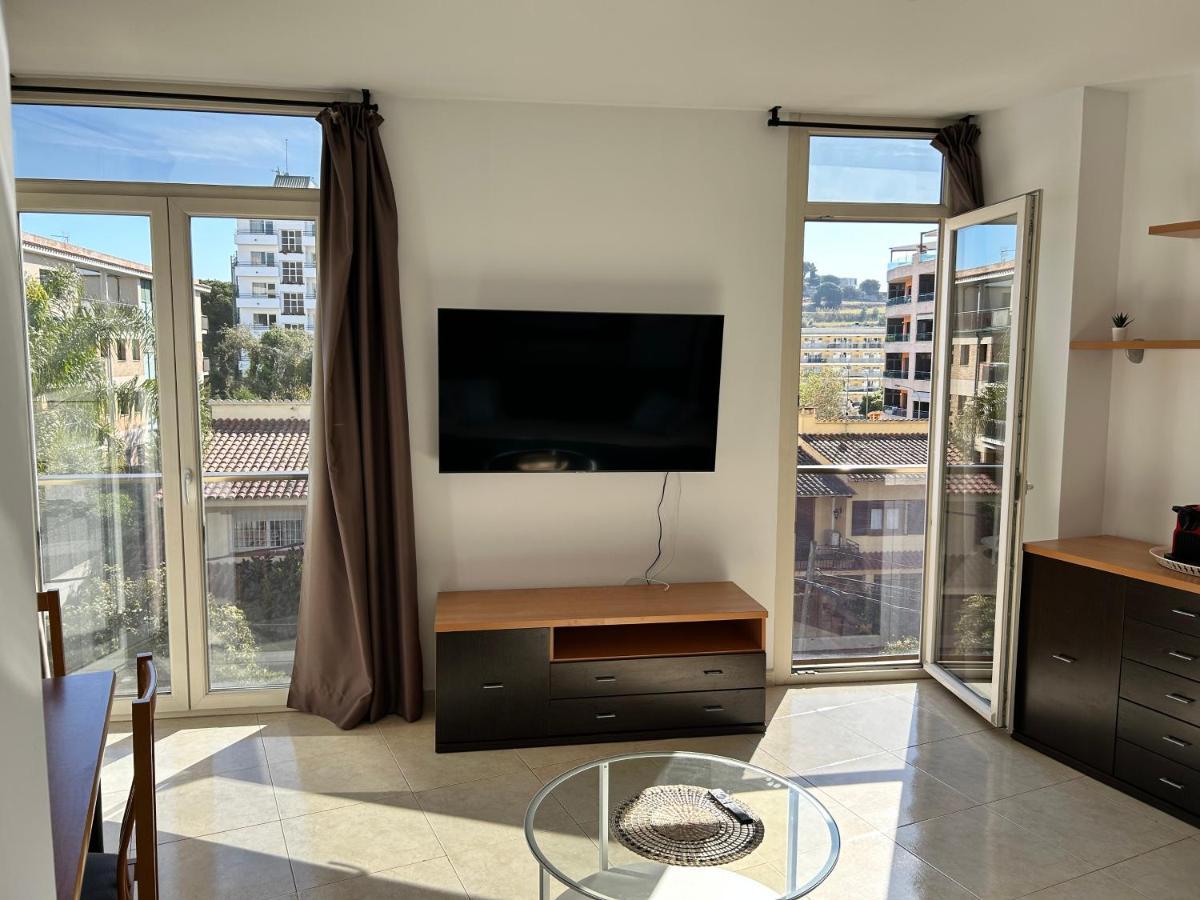 Apartaments Superiors Mtb Only Couples يوريت دي مار المظهر الخارجي الصورة