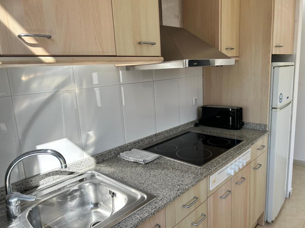 Apartaments Superiors Mtb Only Couples يوريت دي مار المظهر الخارجي الصورة