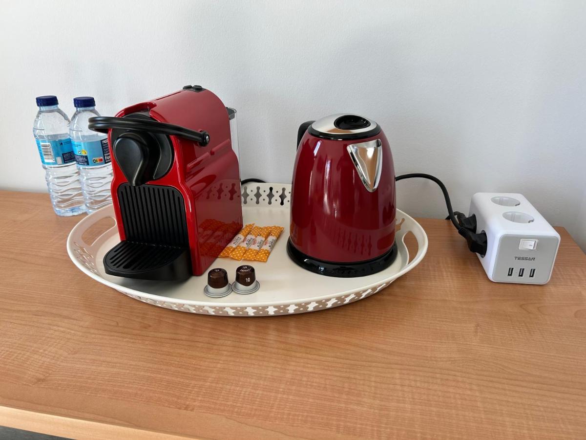 Apartaments Superiors Mtb Only Couples يوريت دي مار المظهر الخارجي الصورة