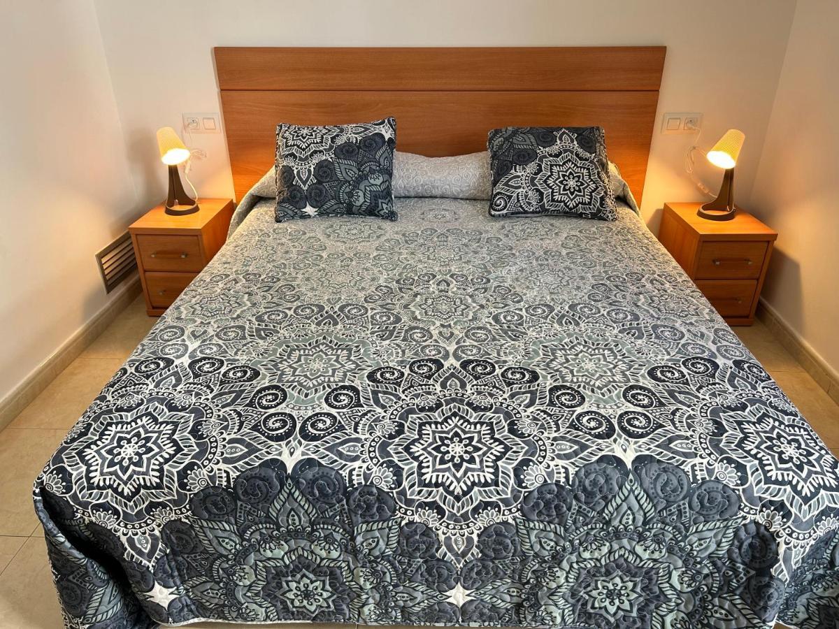 Apartaments Superiors Mtb Only Couples يوريت دي مار المظهر الخارجي الصورة