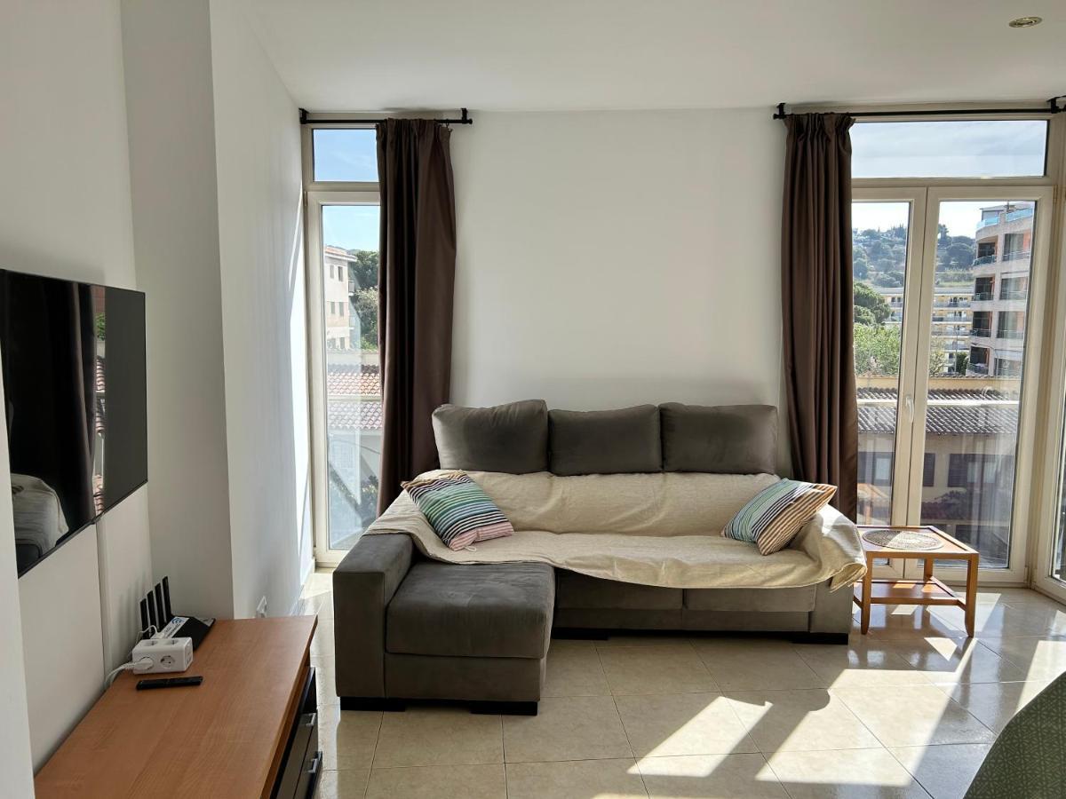 Apartaments Superiors Mtb Only Couples يوريت دي مار المظهر الخارجي الصورة