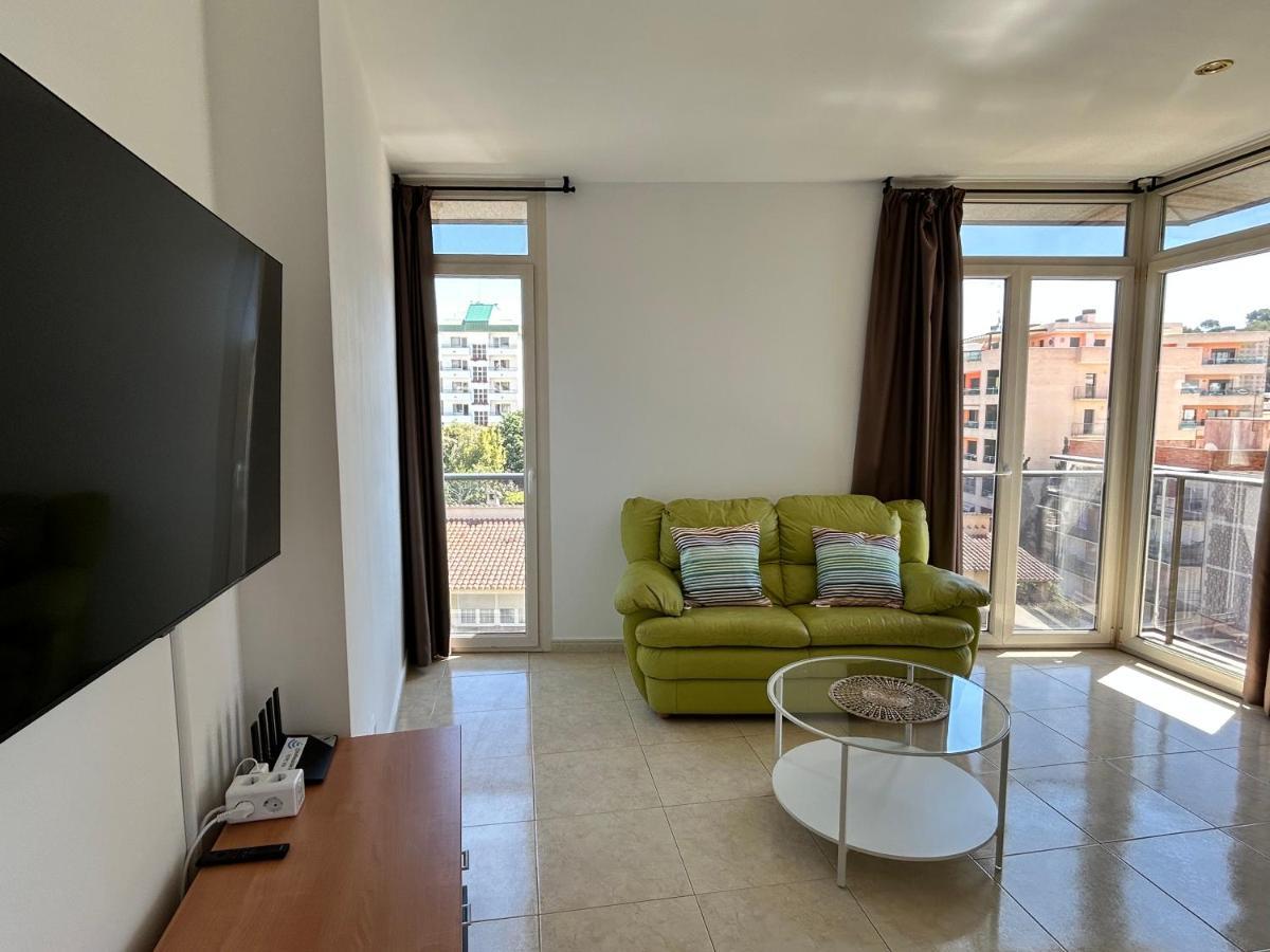 Apartaments Superiors Mtb Only Couples يوريت دي مار المظهر الخارجي الصورة