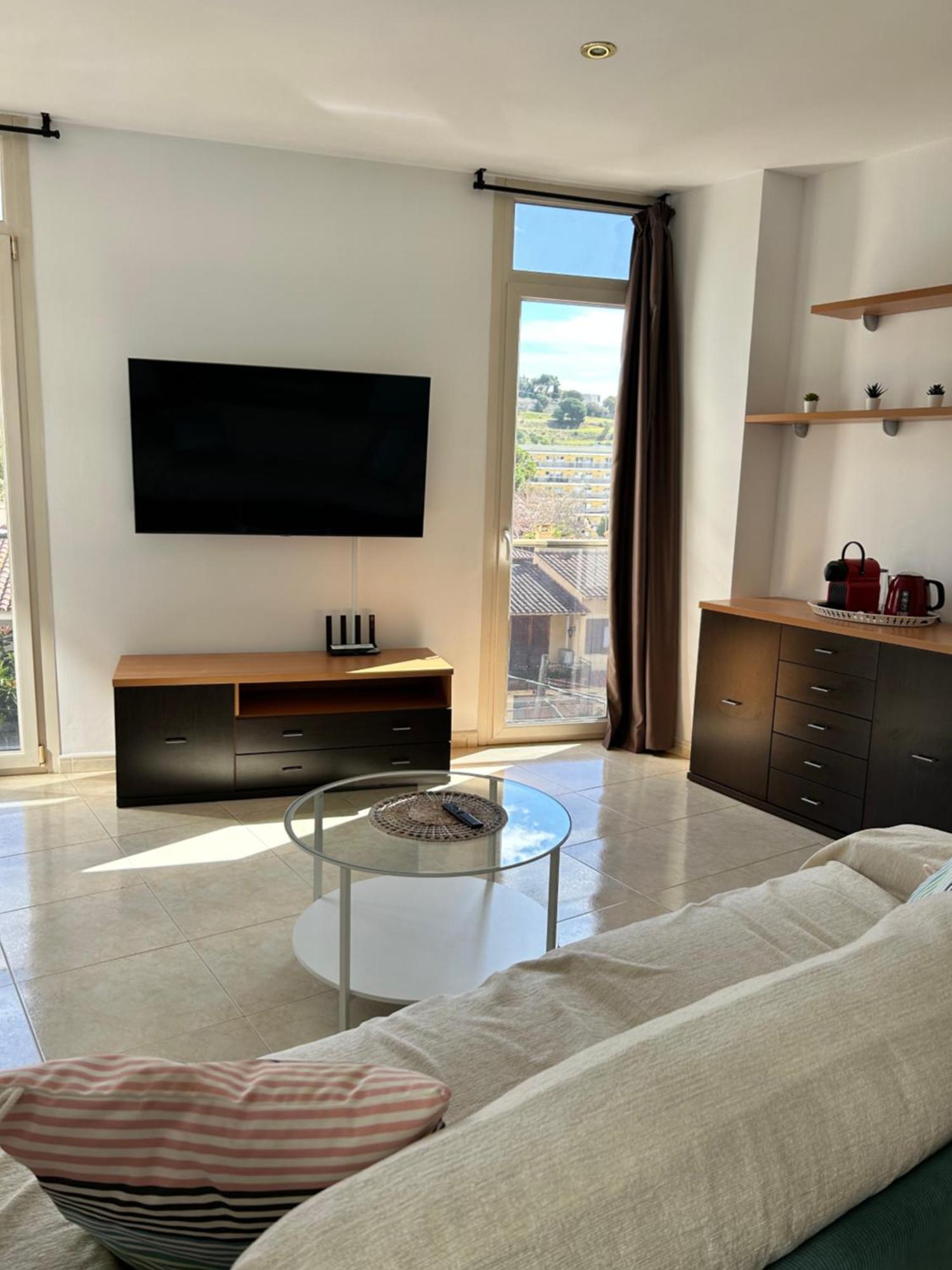 Apartaments Superiors Mtb Only Couples يوريت دي مار المظهر الخارجي الصورة