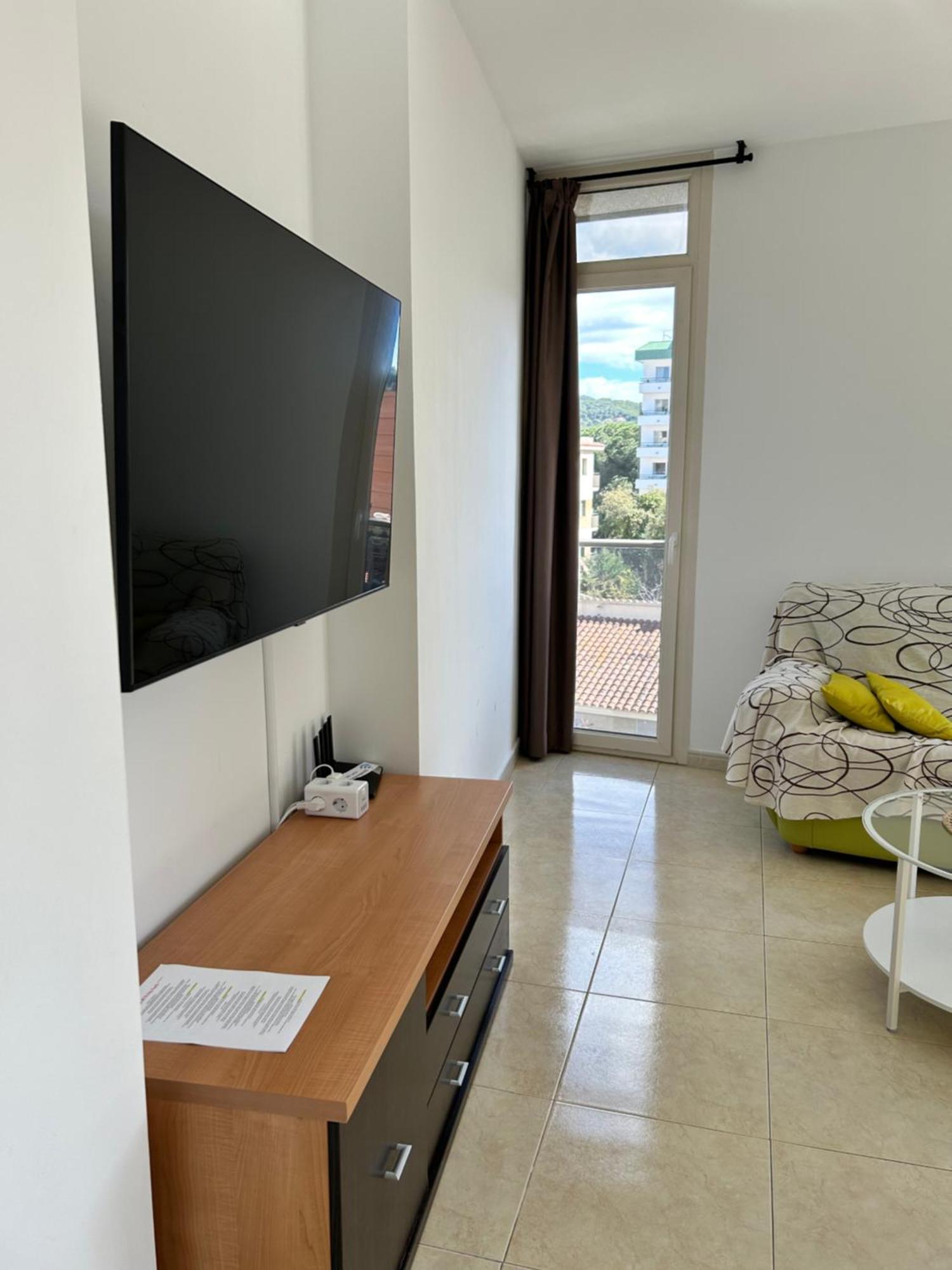 Apartaments Superiors Mtb Only Couples يوريت دي مار المظهر الخارجي الصورة
