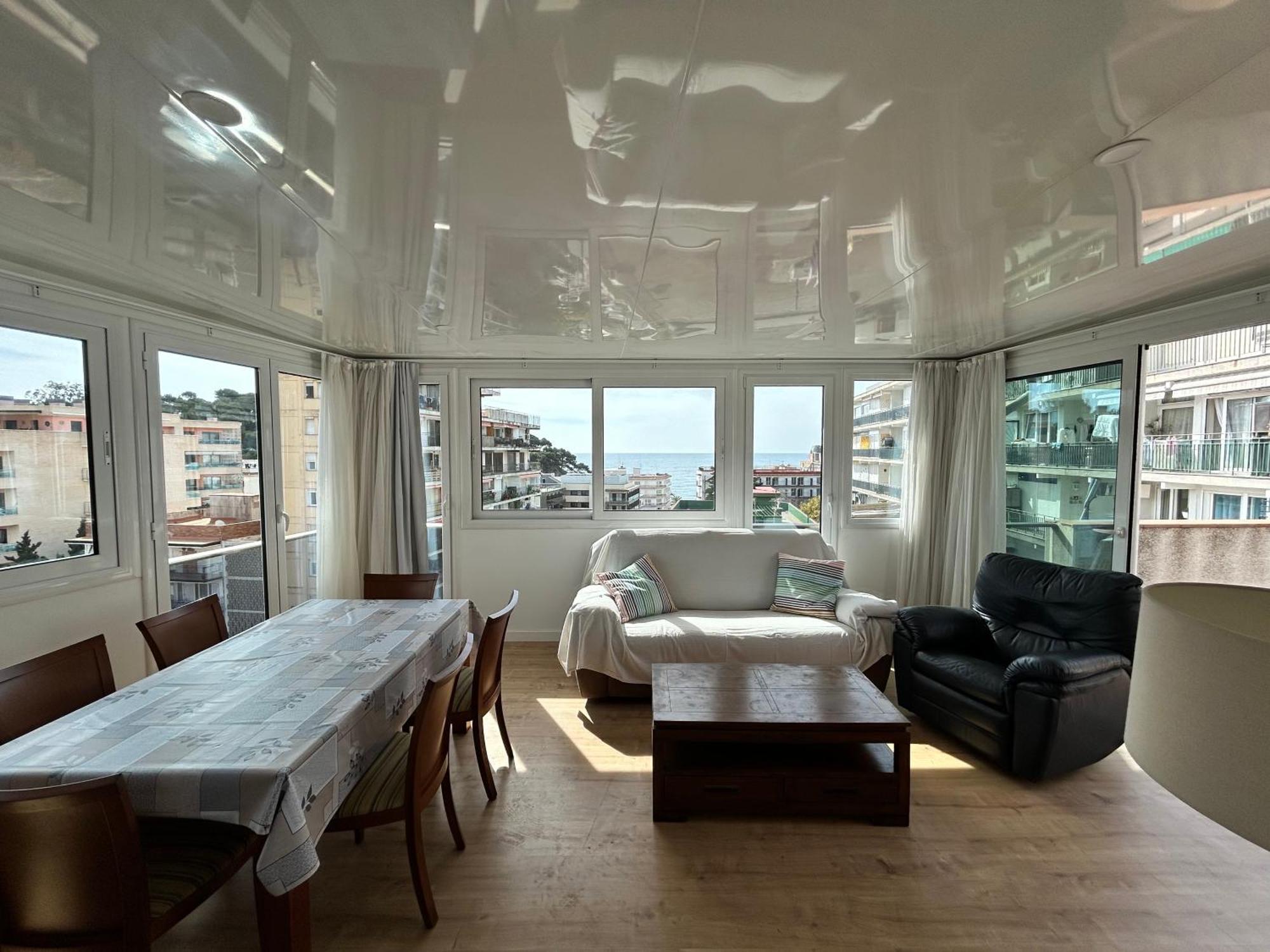 Apartaments Superiors Mtb Only Couples يوريت دي مار المظهر الخارجي الصورة